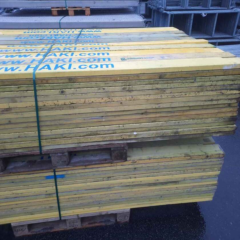 Fotlist 3,3m trä m. hak - Begagnad